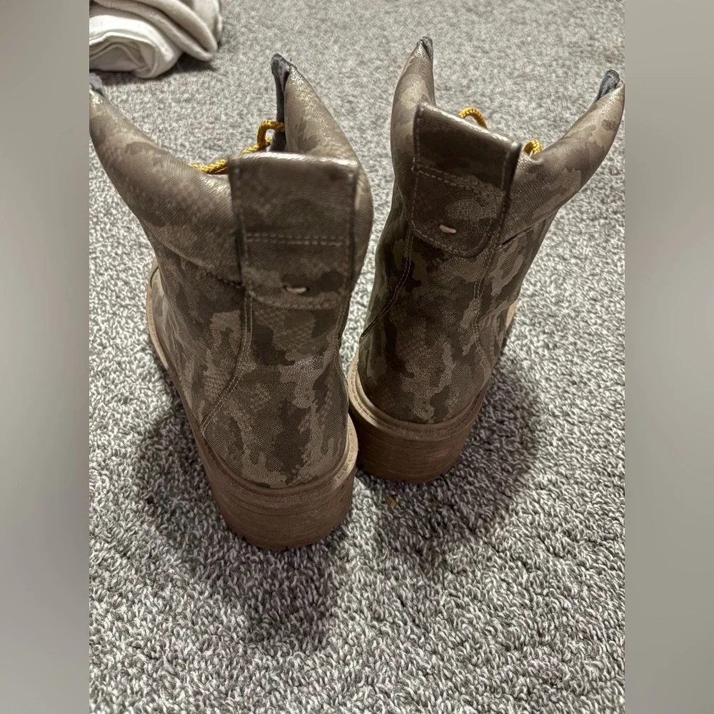 ✨Shimmery Combat Boots✨ - Picture 5 of 8